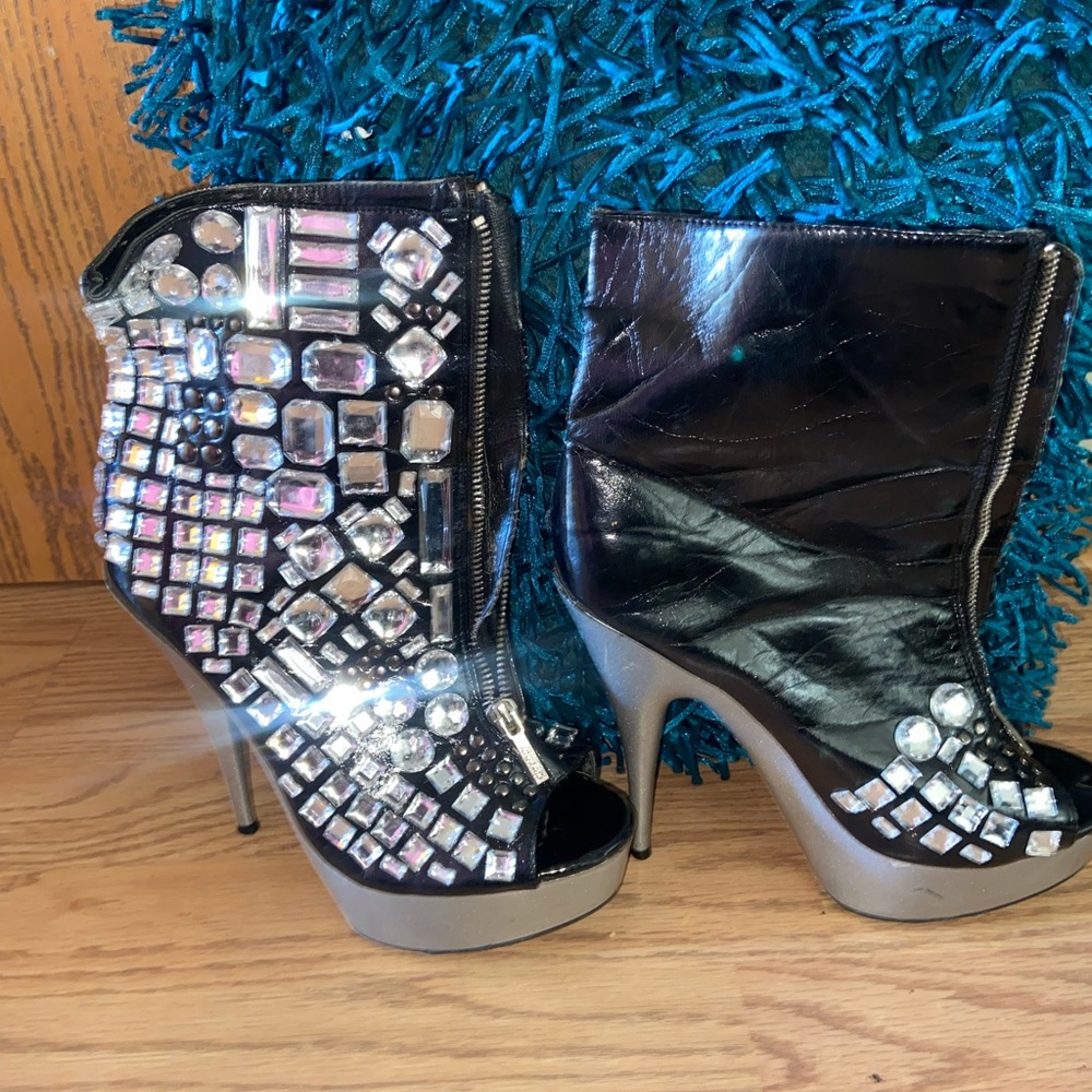 Dazzling Crystal Embellished Heeled Boots